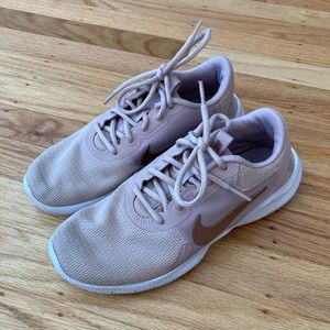 Nike Women’s Flex Experience RN9 Marathon